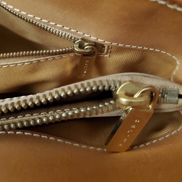 ***Sold on another platform*** Celine vintage handbag Honeycomb monogram canvas - Picture 7 of 11